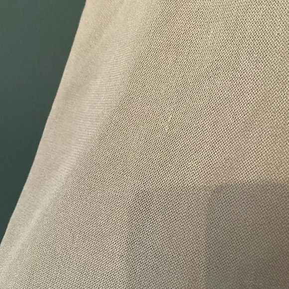 Lafayette 148 light gray asymmetrical hem 3/4 sleeve silk blend top xs/s - Picture 7 of 12